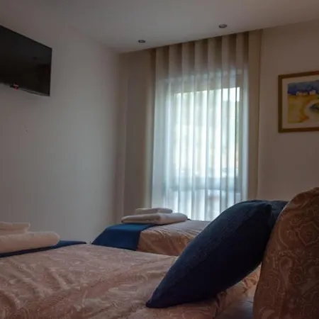 Afonso's Apartment2 *